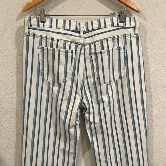 Joe’s Jeans the Blake high rise wide leg crop jeans in white and blue stripe 32 - Picture 11 of 11